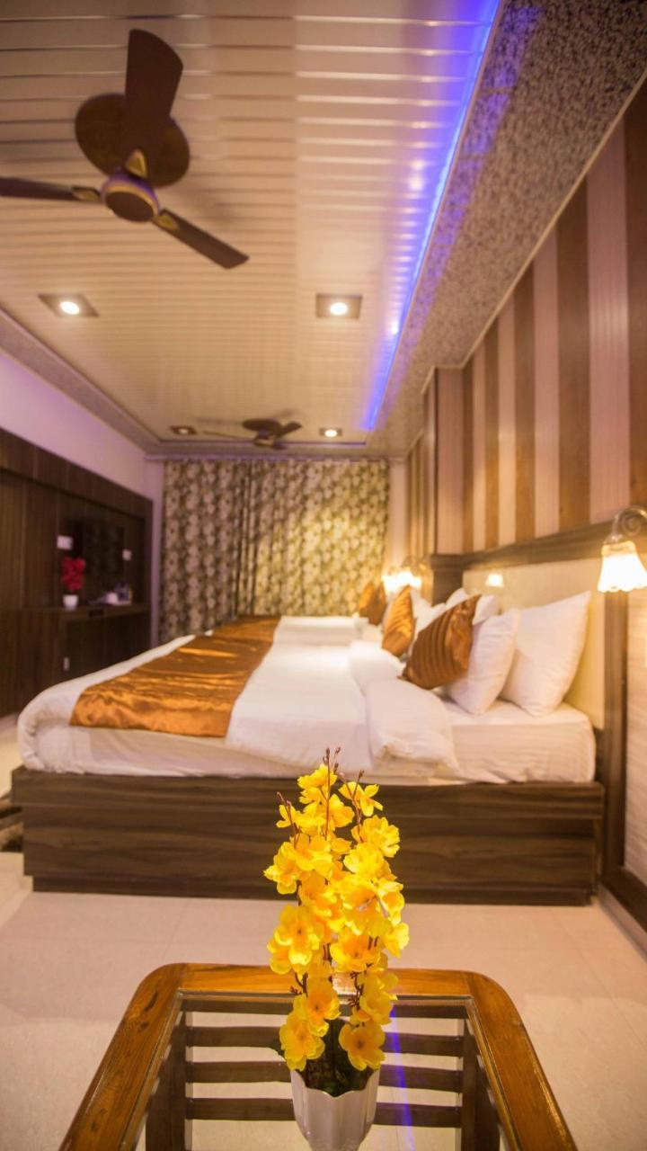Hotel Kings Regency Drang Exterior foto